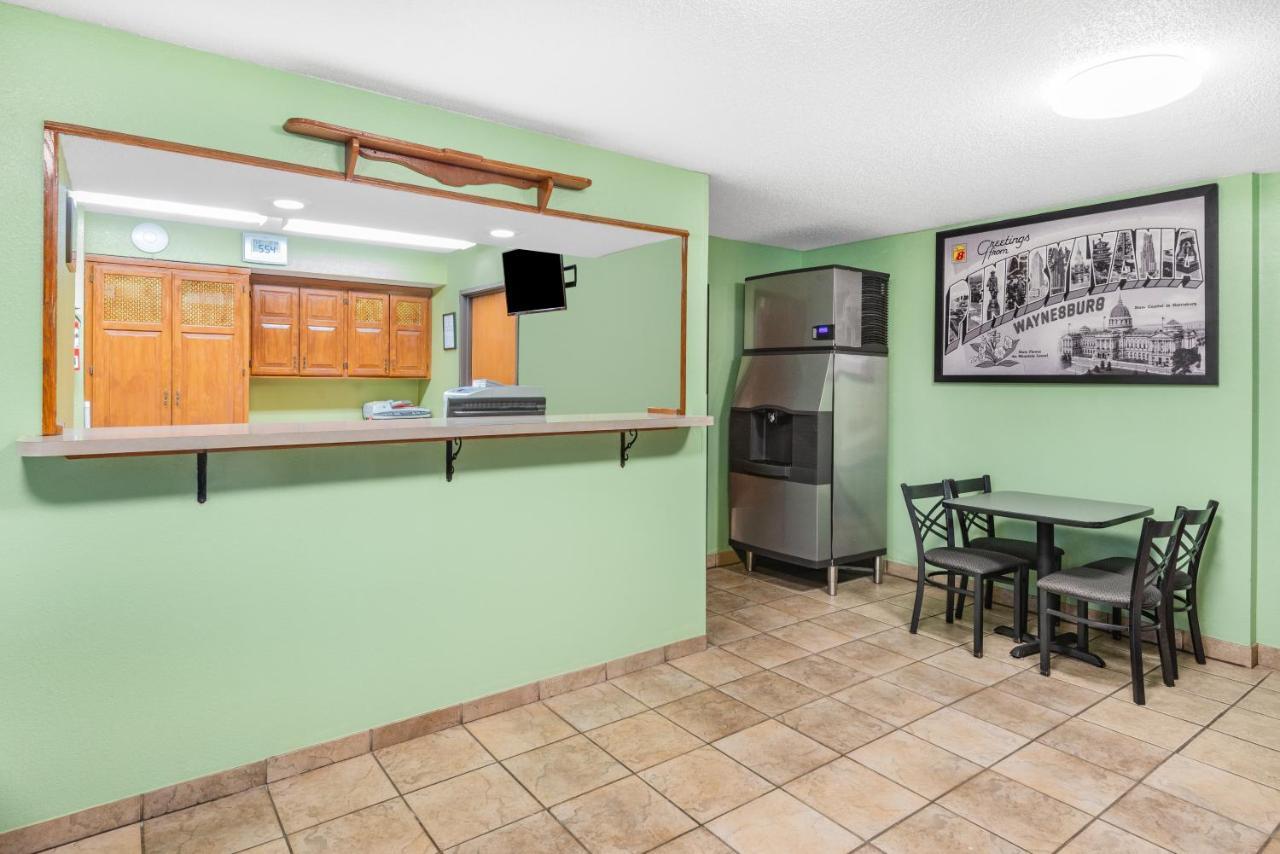 Отель Super 8 By Wyndham Waynesburg Экстерьер фото