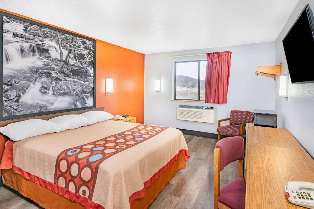 Отель Super 8 By Wyndham Waynesburg Экстерьер фото