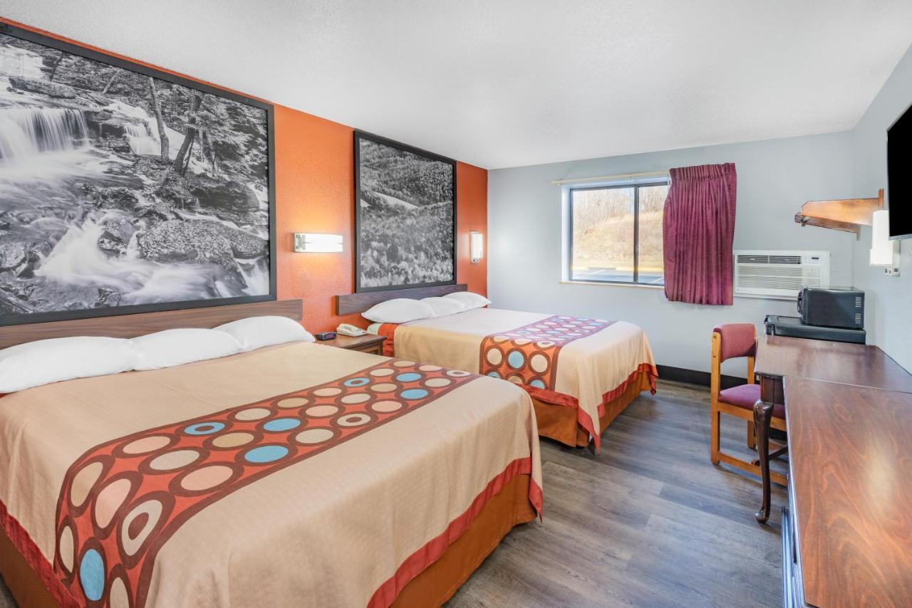 Отель Super 8 By Wyndham Waynesburg Экстерьер фото